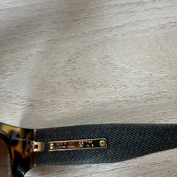 Chanel CC Logo Sunglasses Tortoise and Denim Frame - Picture 11 of 13